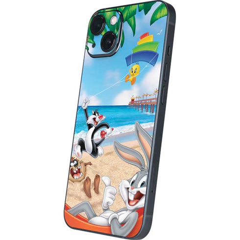 Looney Tunes Beach iPhone 14 Plus Skin